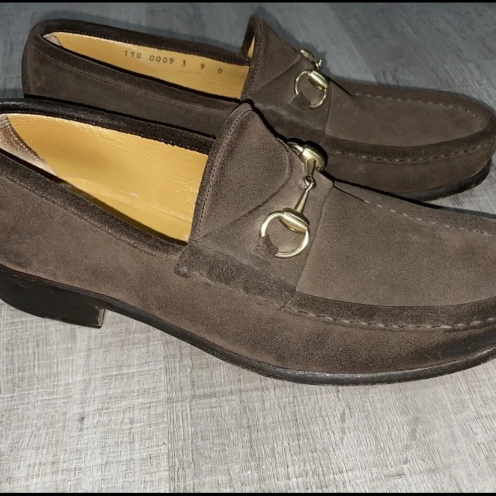 GUCCI Tom Ford Era Gold Horsebit Brown Suede Loafers Shoes Size US 9D